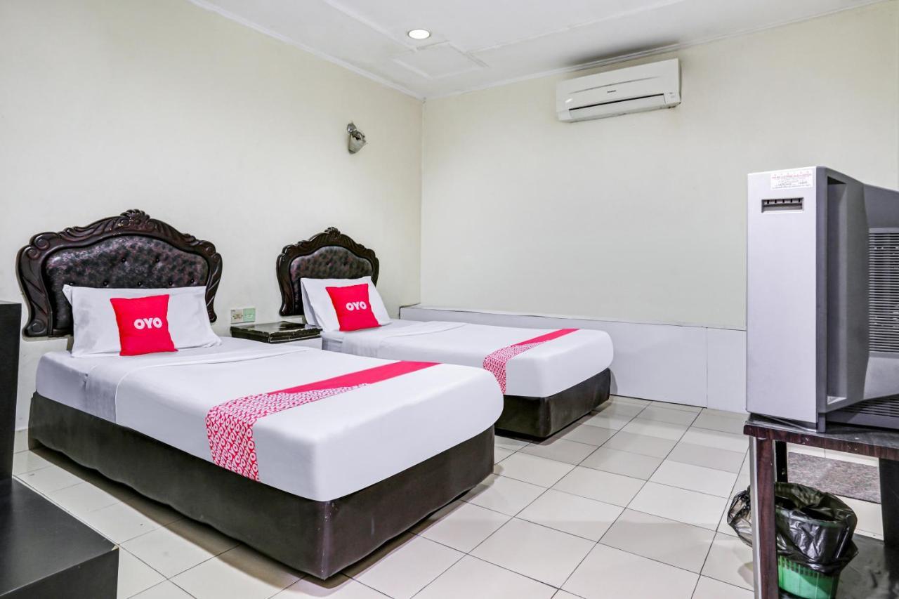 Oyo 90376 Centre Point Hotel 림방 외부 사진